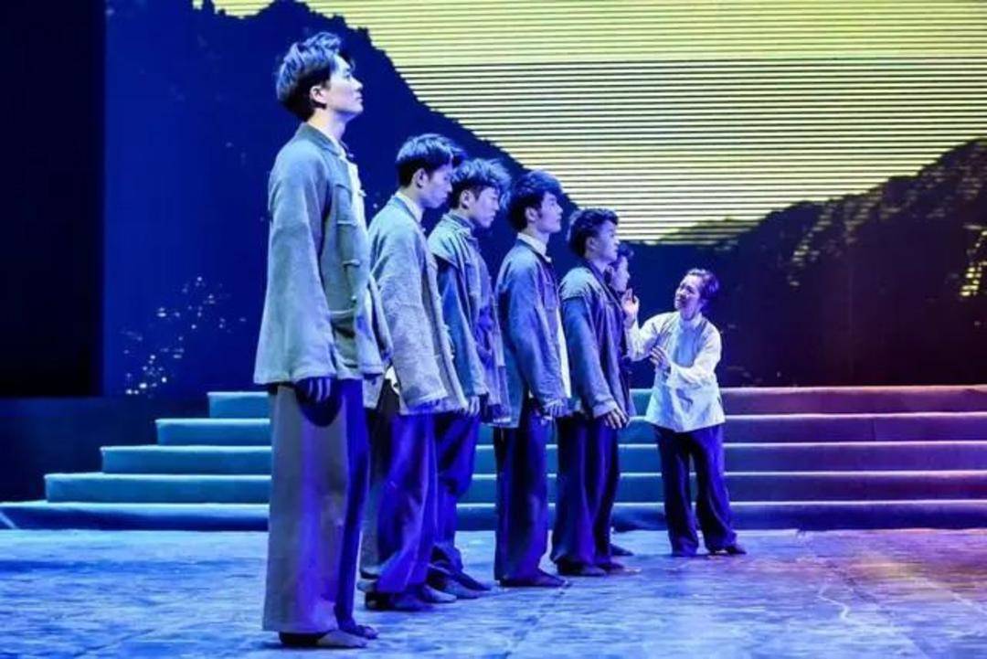 80年前的今天<strong></p>
<p>瑞波币交易APP下载</strong>，日本无条件投降！
