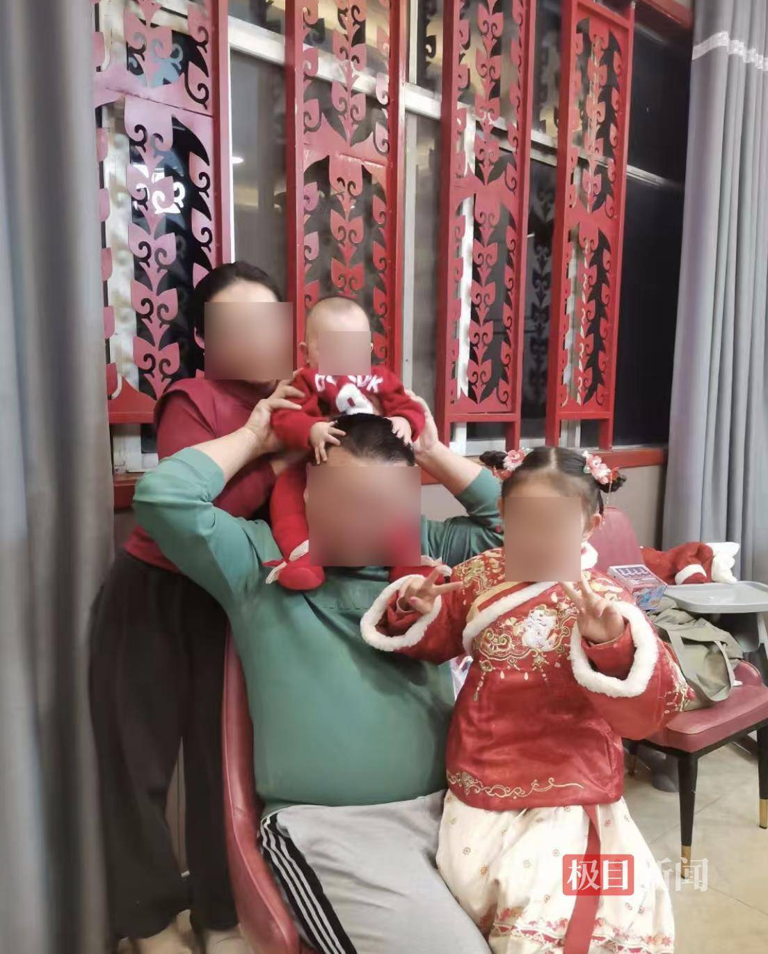 一家四口自驾遇落石36岁男子被砸身亡<strong></p>
<p>莱特币交易APP下载</strong>，两天后是他小女儿2周岁生日，死者父母：再也见不到儿子儿媳一同回家