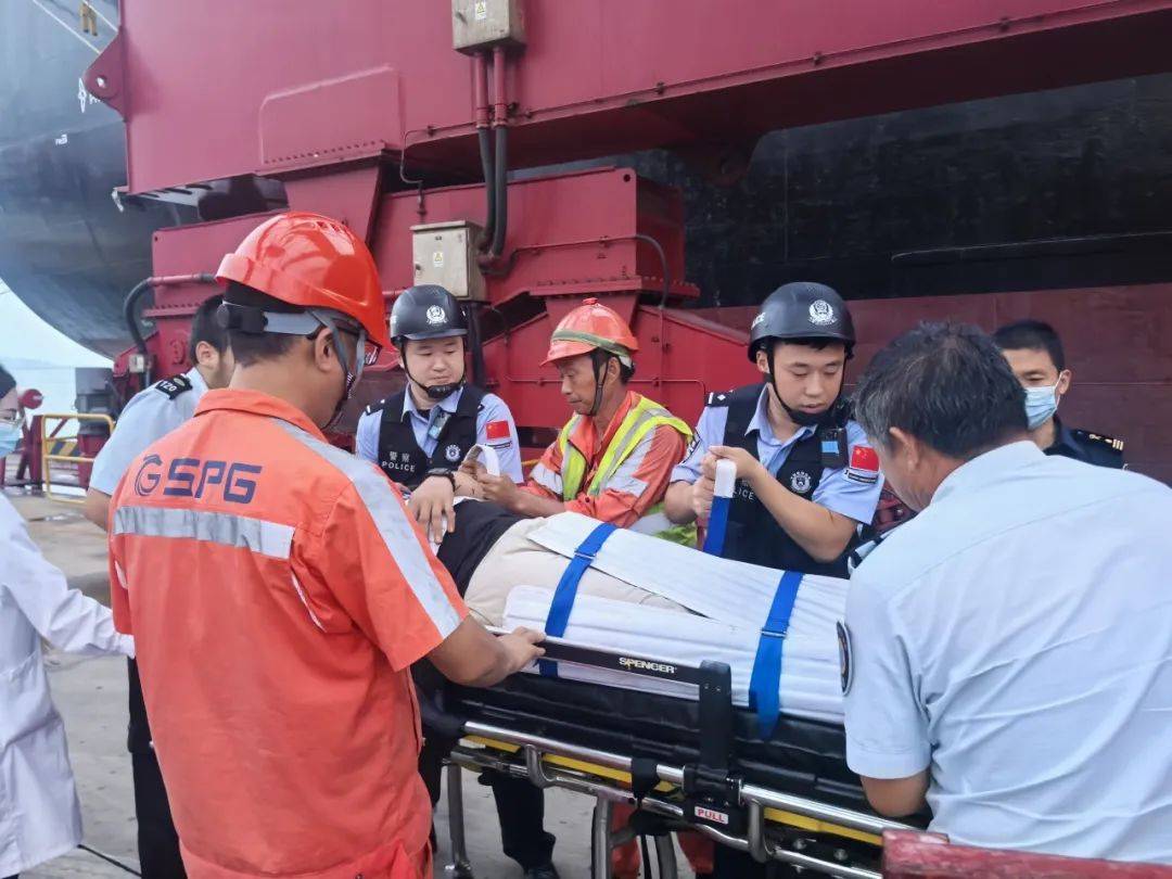 中国留学生因用手机拍照翻译遭拘押<strong></p>
<p>莱特币交易APP下载</strong>，中使馆紧急提醒！【新闻早知道】