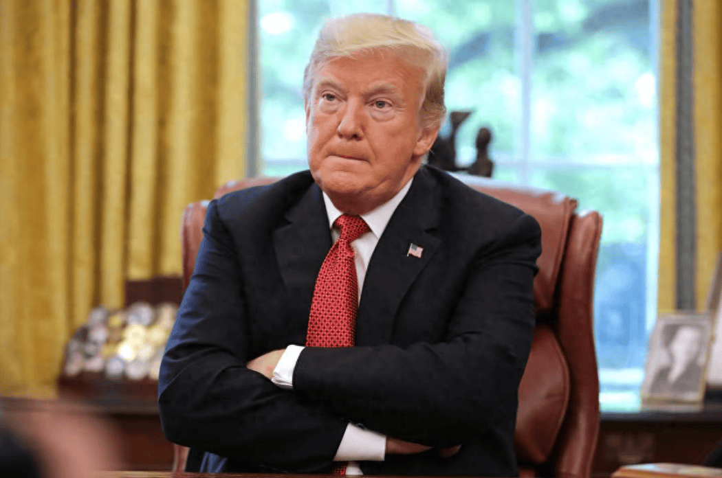 中方或收到一笔巨款？特朗普之前吞进去的万亿关税<strong></p>
<p>币安交易所交易平台</strong>，可能都得还回来