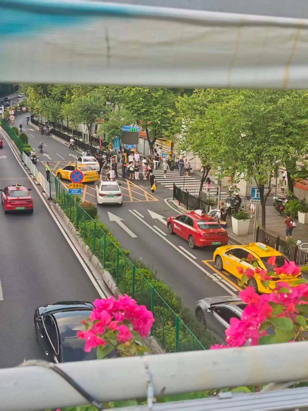 广州一医院发生伤医事件<strong></p>
<p>交易所</strong>，参与抢救医生发声：他受伤很重，行凶者已被抓捕