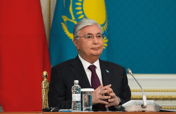 波兰放行中欧班列前<strong></p>
<p>交易平台</strong>，哈萨克斯坦喊话中国：可以绕开俄罗斯干件大事
