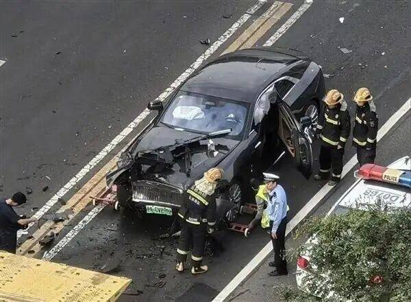 陈震谈劳斯莱斯车祸后续：对方为网约车<strong></p>
<p>XRP交易平台</strong>，已联系到伤者家属，会全力支付应该负担的赔偿