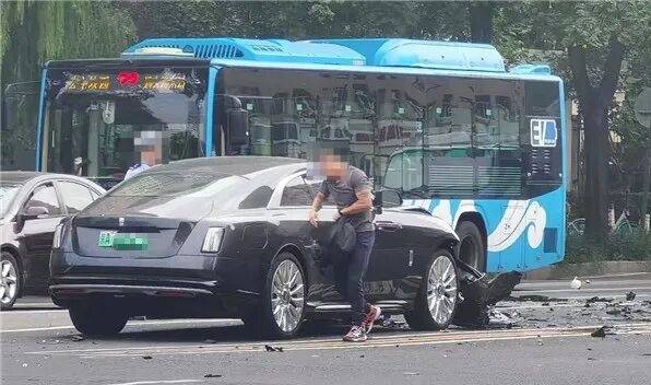 陈震谈劳斯莱斯车祸后续：对方为网约车<strong></p>
<p>XRP交易平台</strong>，已联系到伤者家属，会全力支付应该负担的赔偿